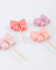Décoration de gâteau avec nœud Liberty - Betsy Ann