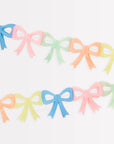 Décoration de gâteau avec nœud Liberty - Betsy Ann
