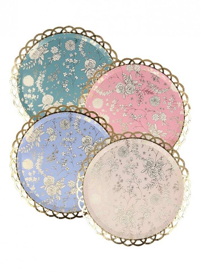 Assiettes en treillis de chinoiserie florale