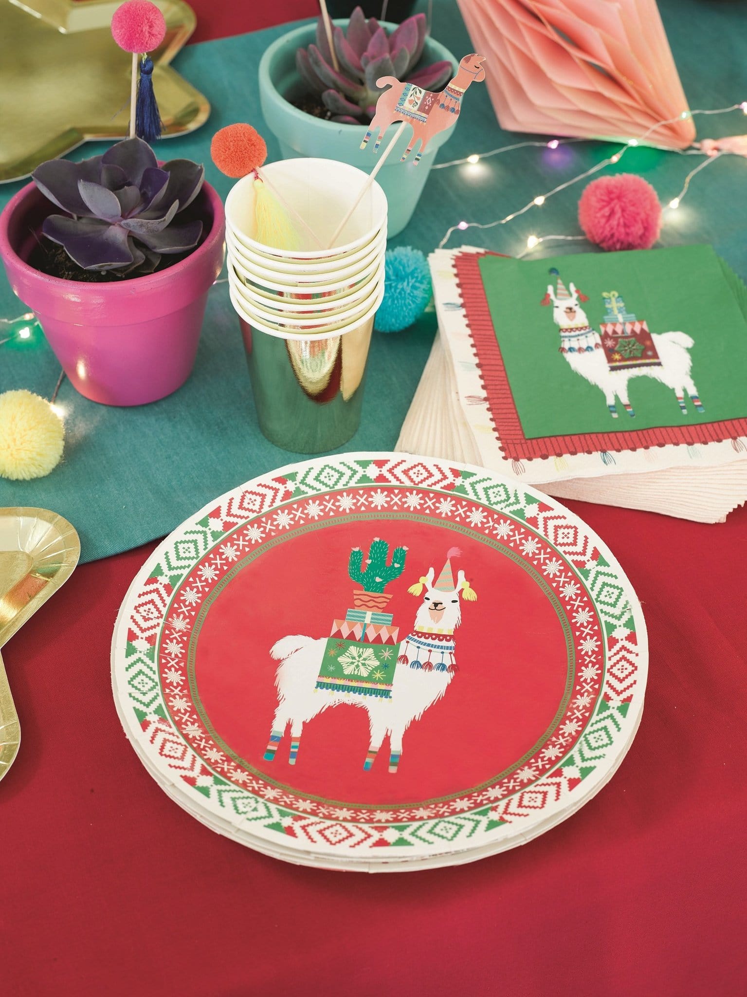 Talking Tables Fiestive Llama Plates