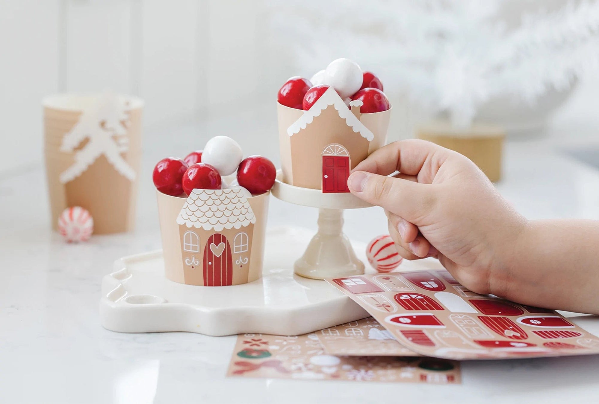 Décorez vos propres tasses de friandises en pain d'épices