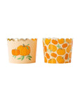 Coupes de friandises à la citrouille et aux pêches