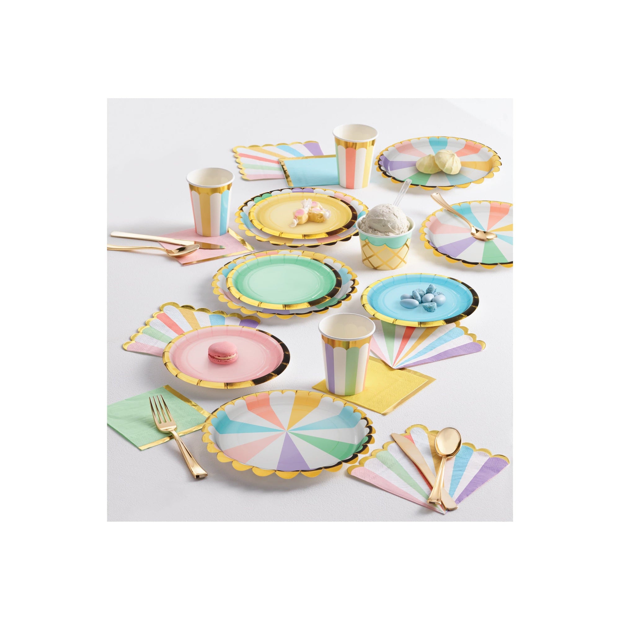 Assiettes à Rayures Arc-en-Ciel Pastel - Grandes