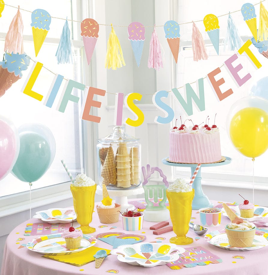 La vie est une bannière de ballons de crème glacée douce