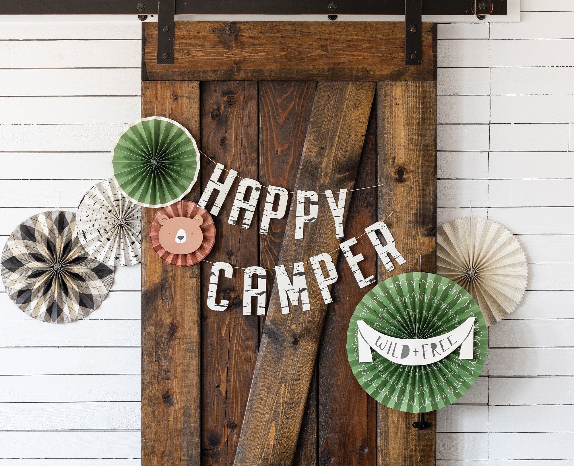 Bannière de camping-car heureux