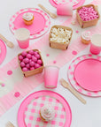 Platos circulares de cuadros vichy rosas - Grandes