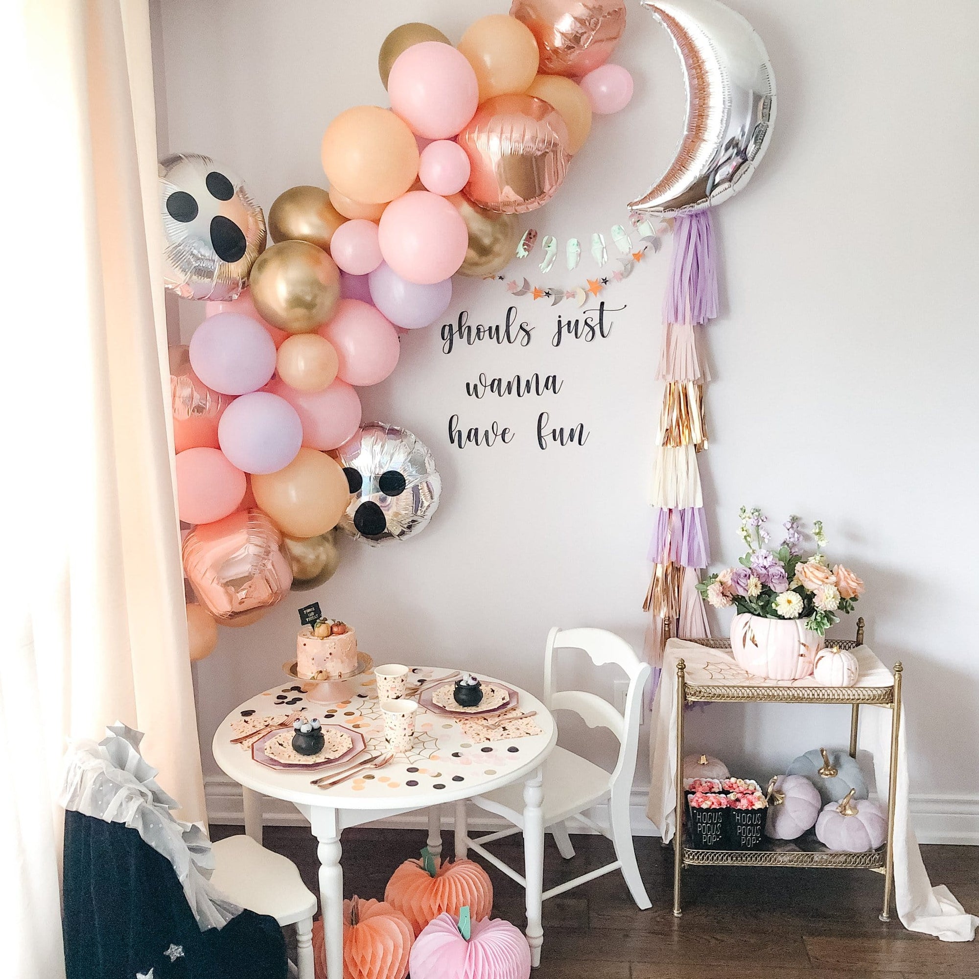 Kit de ballons à confettis géants avec queue à pampilles - Lilas et or rose